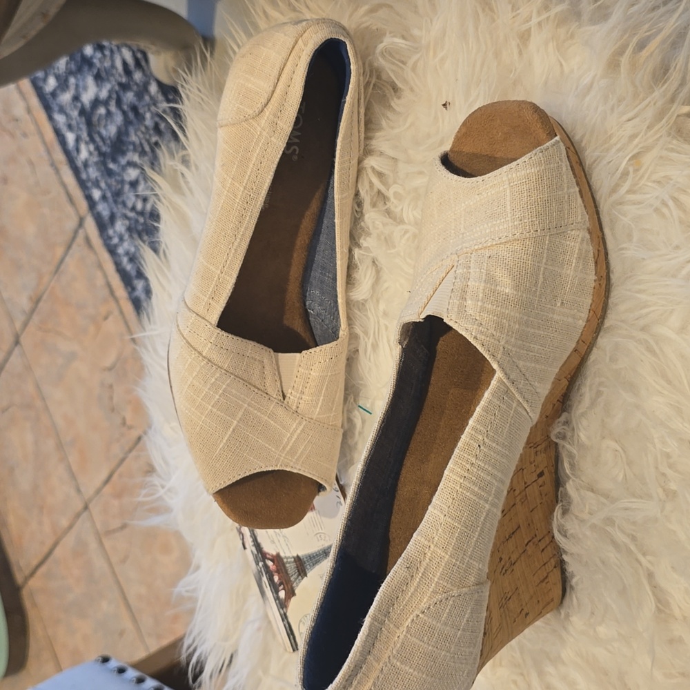 Toms Wedge Peep-Toe Heels in Cream